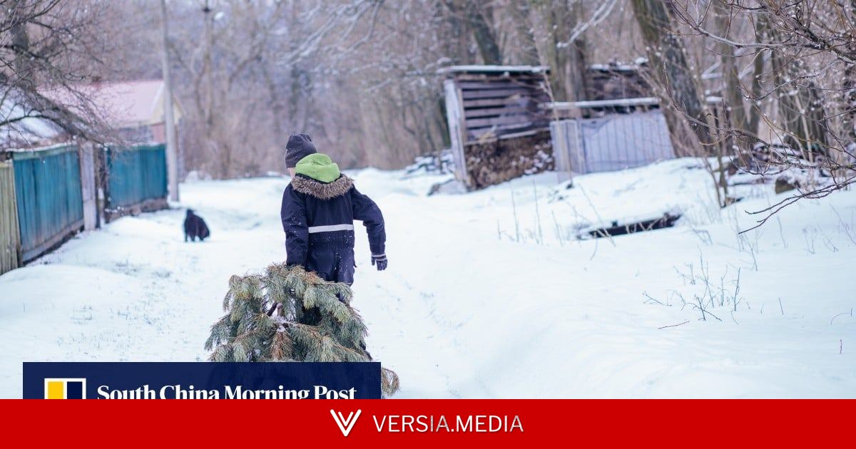 Christmas tree troubles, new Pacific missile launch: 7 US-China relations reads
